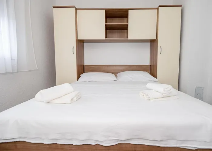 Semesterbostad Laura By Interhome *